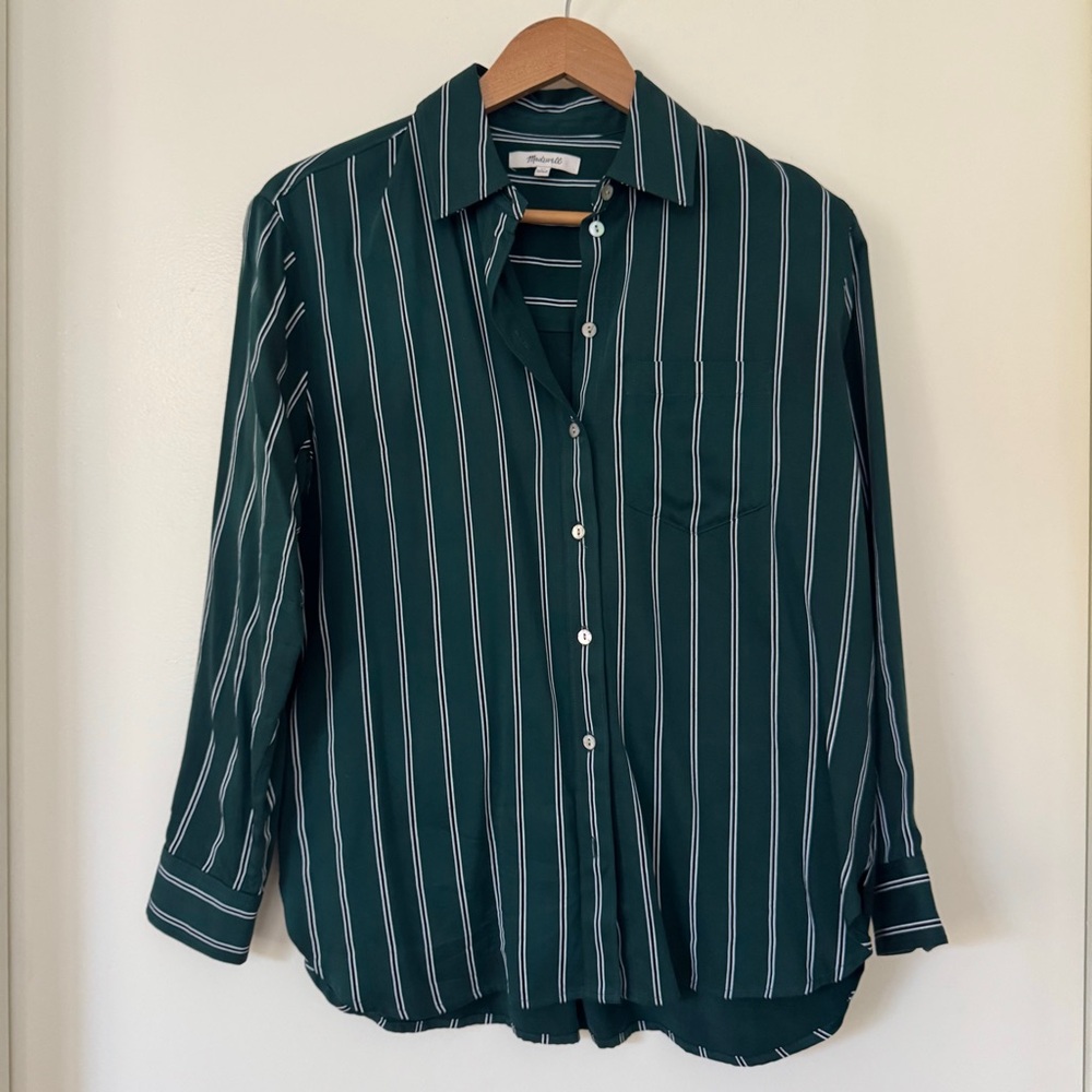 Madewell Satin Oversized Boyshirt in Stripe - Picture 4 of 5
